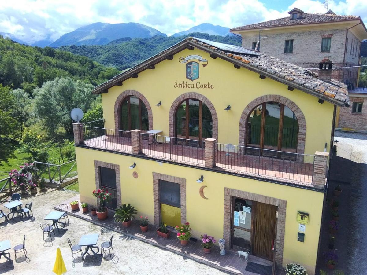 Agriturismo Antica Corte Montatteglia Exterior photo